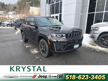 New 2026 Jeep Grand Cherokee Laredo Altitude 4x4