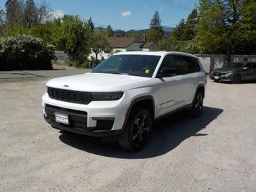 2025 Jeep Grand Cherokee L Limited 4x4