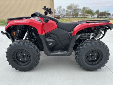 New 2026 Can-Am Outlander DPS 700 
