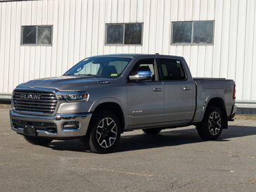 2025 RAM 1500 Laramie Crew Cab 4x4 5'7' Box