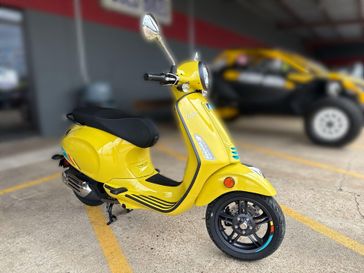 New 2024 Vespa PRIMAVERA 150 SPORT 