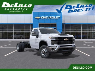 New 2026 Chevrolet Silverado 3500HD CC Work Truck