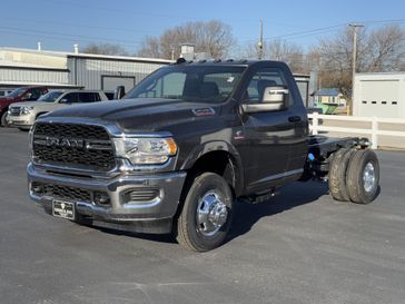 2024 RAM 3500 Tradesman Chassis Regular Cab 4x4 60' Ca