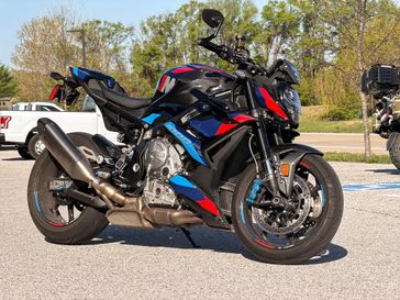 2024 BMW M 1000 R