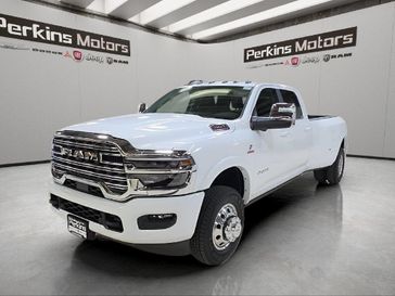 New 2027 RAM 3500 Limited Longhorn Crew Cab 4x4 8' Box