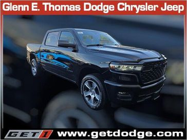 New 2026 RAM 1500 Express Crew Cab 4x2 5'7' Box