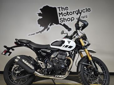 2026 Triumph SCRAMBLER 400 XC 