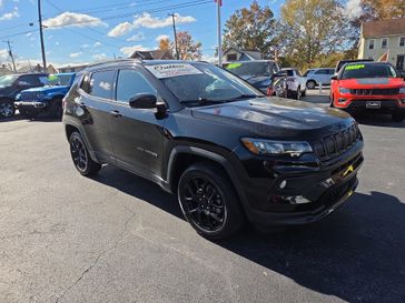 Used 2022 Jeep Compass Altitude
