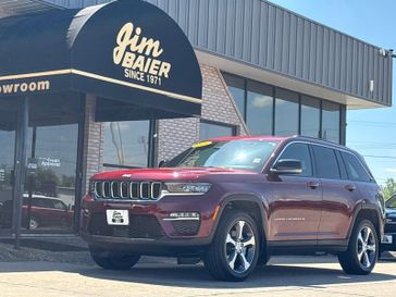 Used 2025 Jeep Grand Cherokee Limited