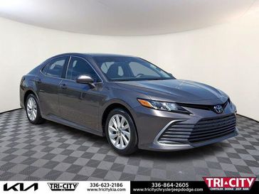 Used 2022 Toyota Camry LE