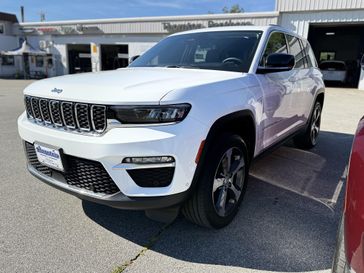 Used 2023 Jeep Grand Cherokee 