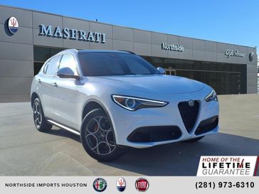 2022 Alfa Romeo Stelvio Sprint