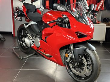 2025 Ducati Panigale V2