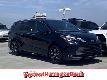 New 2026 Toyota Sienna Platinum