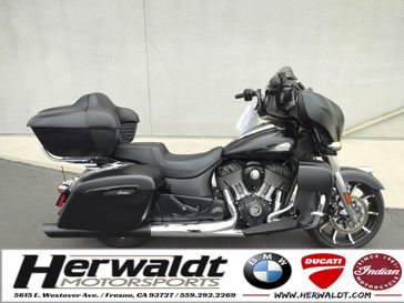 2020 Indian Motorcycle Roadmaster Dark Horse 