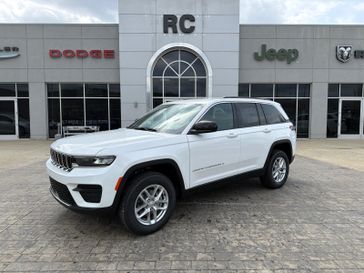 New 2026 Jeep Grand Cherokee Laredo 4x4