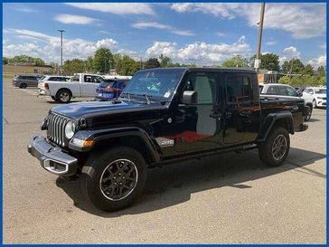 Used 2023 Jeep Gladiator Overland