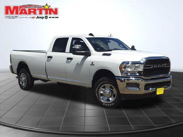 2024 RAM 2500 Tradesman Crew Cab 4x4 8' Box