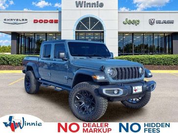 New 2026 Jeep Gladiator Sport