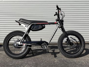 2025 Super73 ZX Core