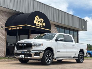 New 2026 RAM 1500 Laramie Crew Cab 4x4 5'7' Box