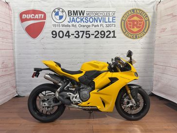 New 2026 Ducati PANIGALE V2S GIALLO 