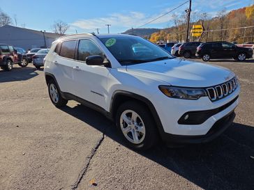 Used 2024 Jeep Compass Latitude