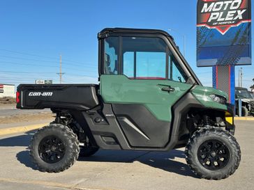 New 2026 Can-Am Defender DPS CAB HD10 