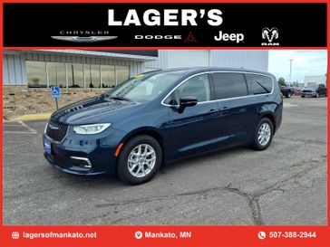 Used 2024 Chrysler Pacifica Touring L