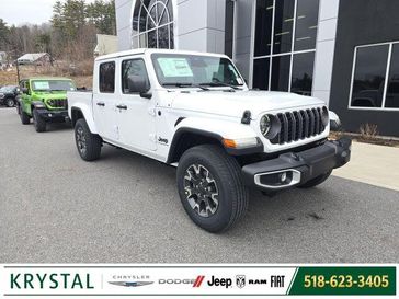 New 2026 Jeep Gladiator Sahara 4x4