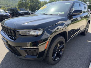Used 2023 Jeep Grand Cherokee Limited