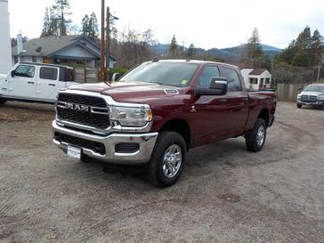 2024 RAM 2500 Tradesman Crew Cab 4x4 6'4' Box