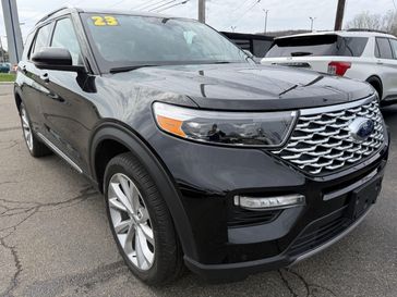 Used 2023 Ford Explorer Platinum