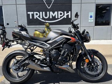 2025 Triumph Street Triple 765 RS 