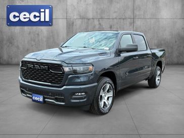 New 2026 RAM 1500 Express Crew Cab 4x2 5'7' Box