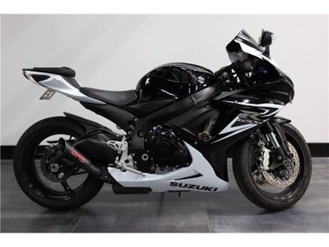 2014 Suzuki GSX-R in a White exterior color. Parkway Cycle (617)-544-3810 parkwaycycle.com 