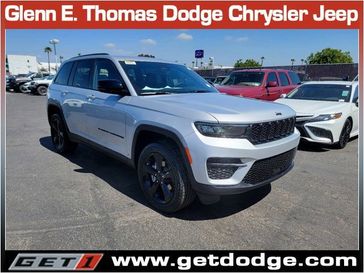 2024 Jeep Grand Cherokee Altitude X 4x2