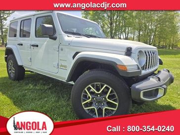 2024 Jeep Wrangler 4-door Sahara