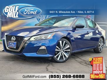 2021 Nissan Altima 2.5 SR in a Deep Blue Pearl exterior color and Sportinterior. Glenview Luxury Imports 847-904-1233 glenviewluxuryimports.com 