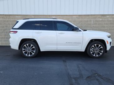 Used 2023 Jeep Grand Cherokee Overland