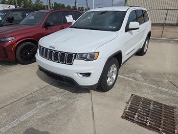 Used 2017 Jeep Grand Cherokee Laredo