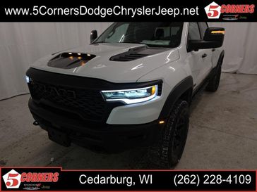 New 2026 RAM 1500 Rho Crew Cab 4x4 5'7' Box