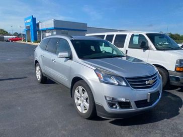 Used 2017 Chevrolet Traverse LT
