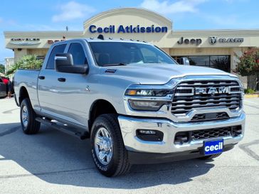New 2026 RAM 2500 Tradesman Crew Cab 4x4 6'4' Box