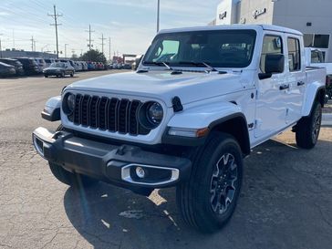 New 2026 Jeep Gladiator Sahara 4x4