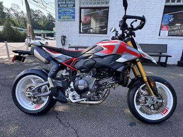 New 2026 Ducati HYPERMOTARD V2 SP 