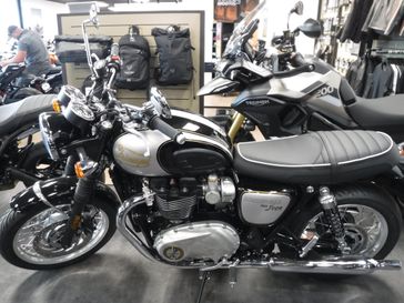 2025 Triumph Bonneville T120