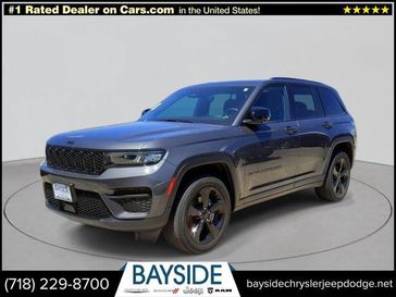 Used 2023 Jeep Grand Cherokee Altitude 4x4