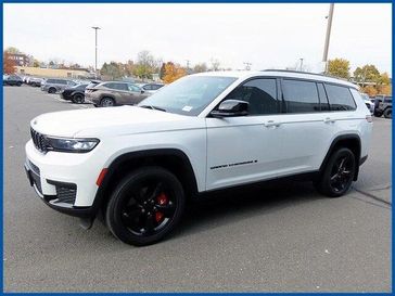 Used 2023 Jeep Grand Cherokee L Altitude