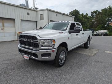 2024 RAM 2500 Tradesman 4x4 Crew Cab